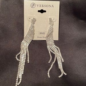 Versona Crystal pieced earrings NWT